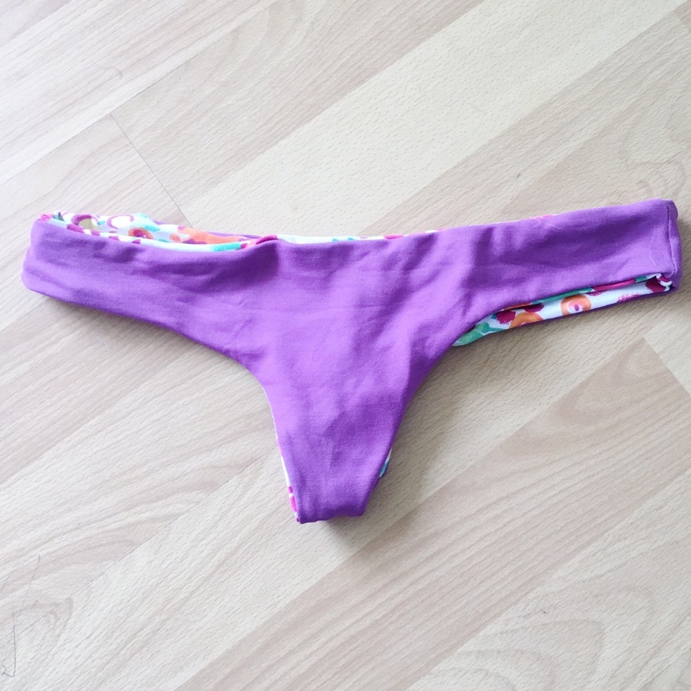 Reversible cheeky Brazilian bikini